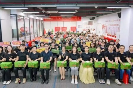 端午節 | 艾香伴安康，刷悅向山海——傲群刷業